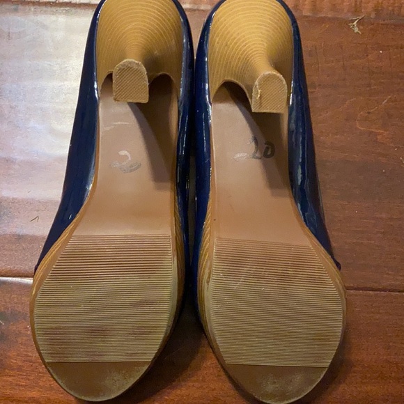 Steve Madden Platform Heels - Picture 3 of 4